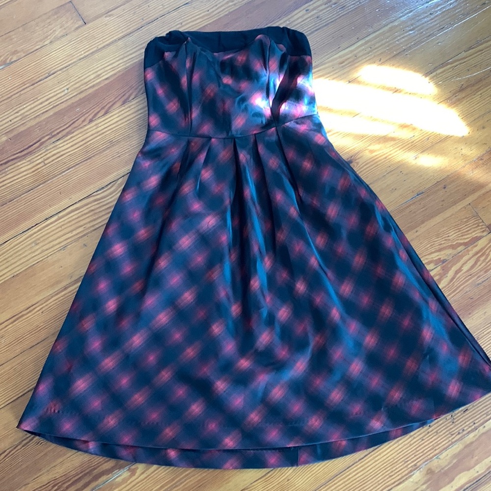 Strapless dress